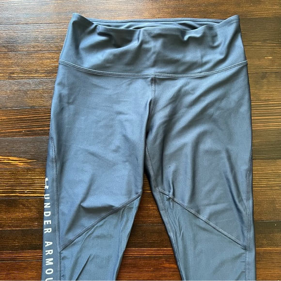 Under Armour Women's Heatgear High Waisted Mesh Ankle Crop Leggings - Picture 2 of 6